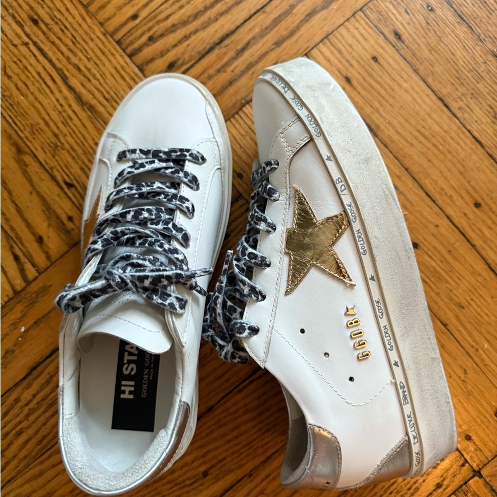 Golden Goose White Sneakers with Gold Star